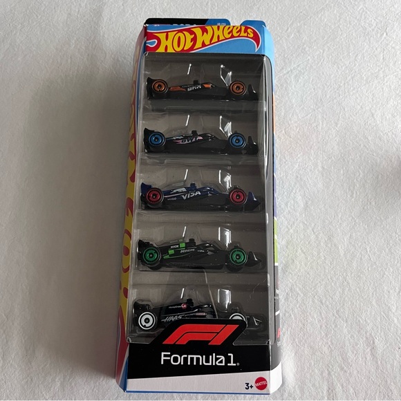 Hot Wheels Formula 1 Bundle 9 Cars Collectible Mercedes Oracle Williams McLaren - Picture 2 of 6